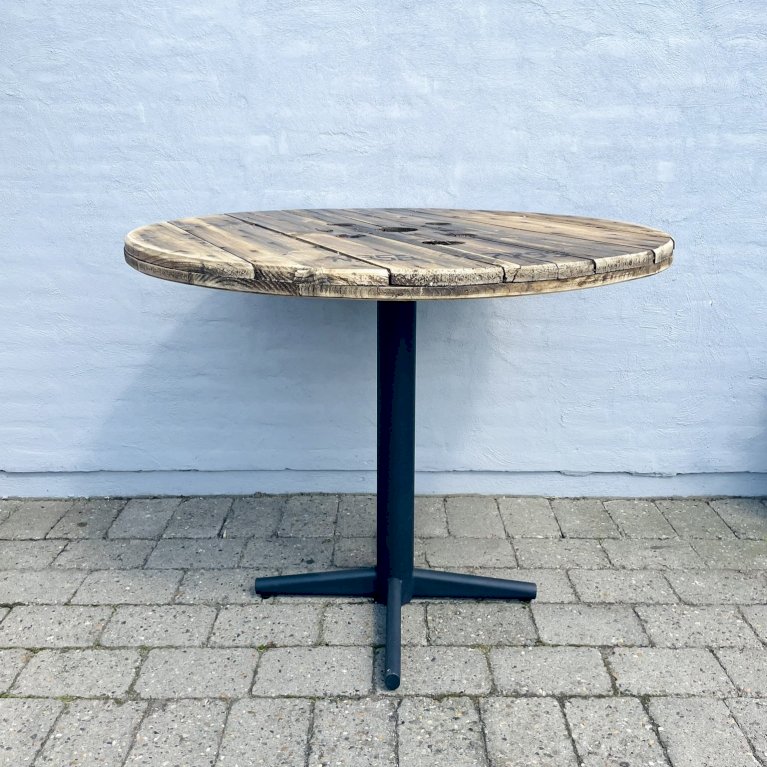 Cafébord på centerfod