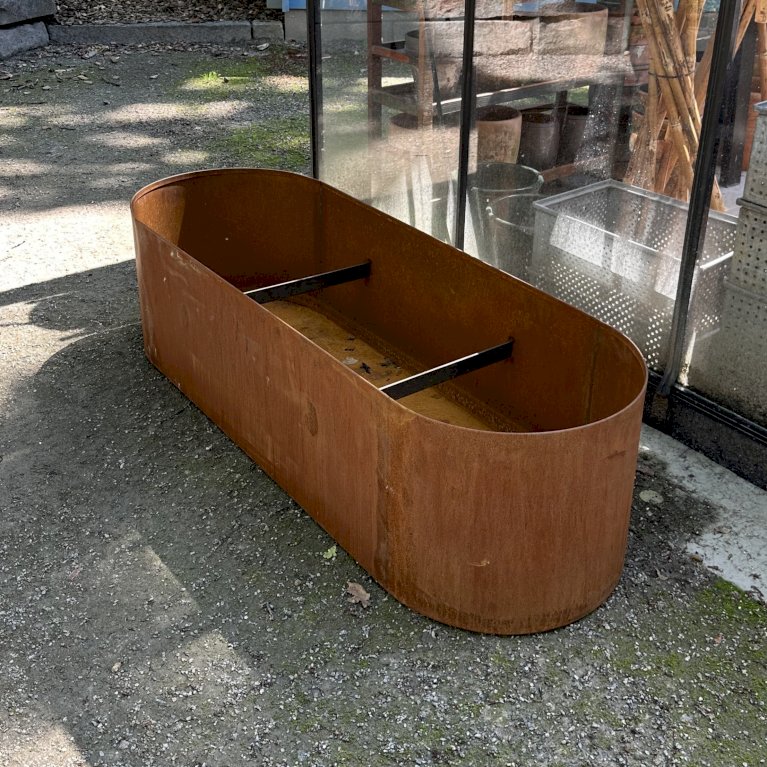 Oval corten plantekasse m/ gummifødder