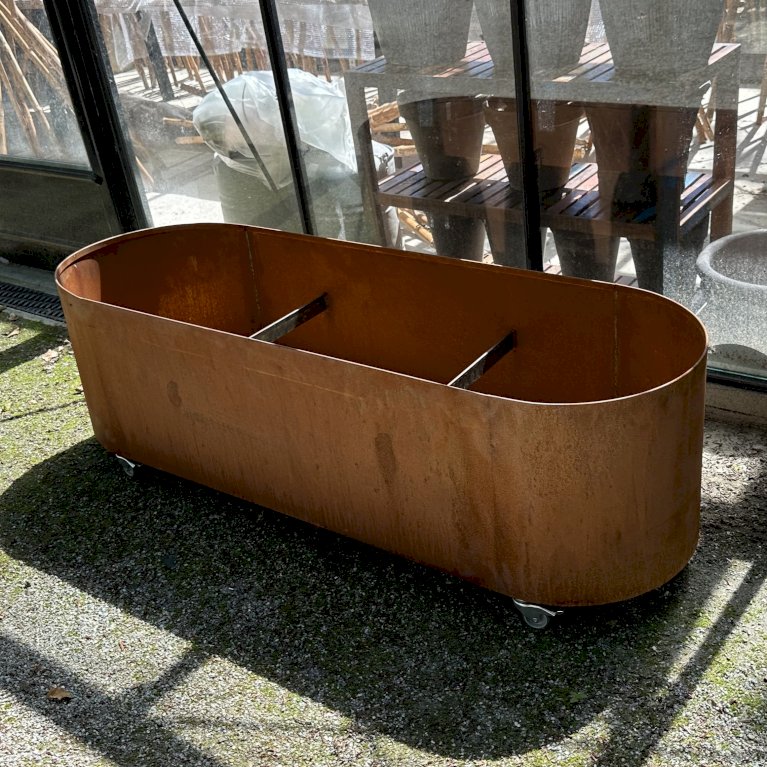 Oval corten plantekasse m/ bremsehjul